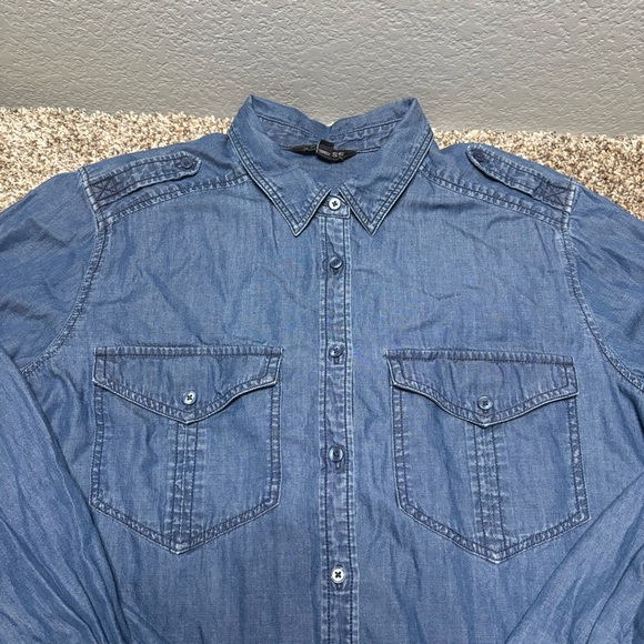 Express Women’s Large Light Blue Denim Shirt - Picture 4 of 13